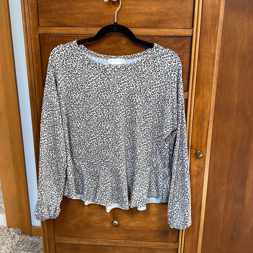 Animal print peplum top
